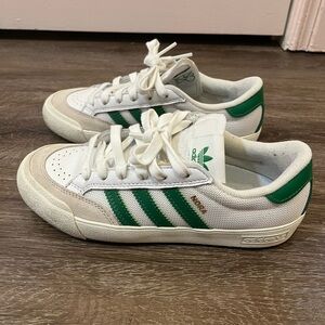 Adidas Nora Green and White Sneakers. Women’s size 5.5 (Men’s size 4).